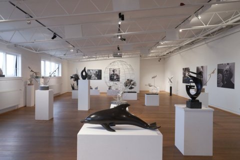 Síðasta sýningarhelgi og spjall um sýningu Erlings Jónssonar