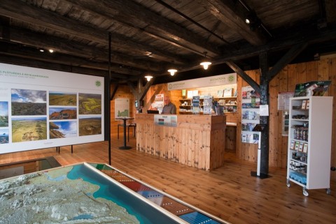 Reykjanes Geopark Visitor Center