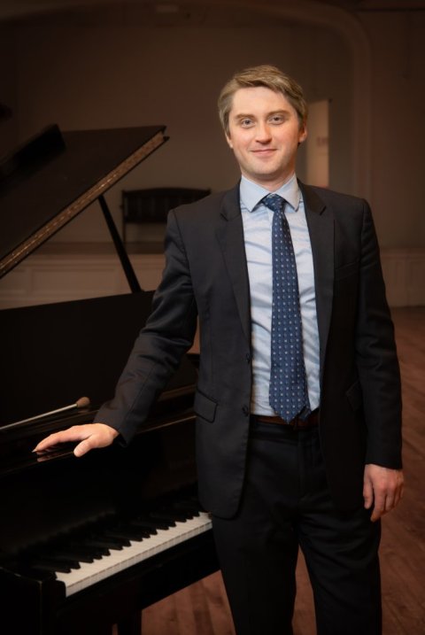 Klassískir píanótónleikar í Bíósalnum