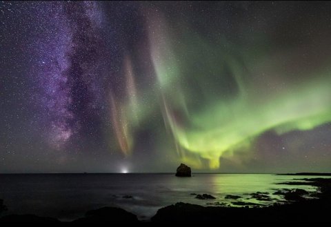 Töfrandi himinn Íslands / Magical Sky Iceland