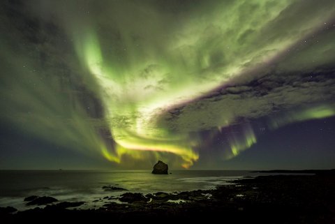 Light and nature of the Reykjanes Peninsula