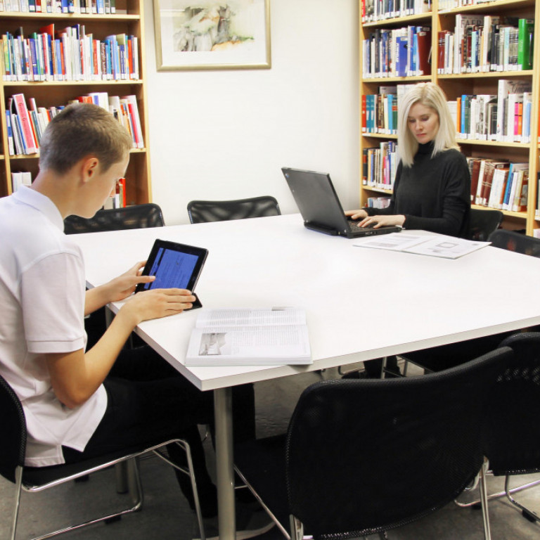 Vinnuborð fyrir einstaklinga eða hópa