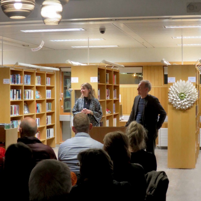 Jón Kalman Stefánsson svaraði spurningum gesta