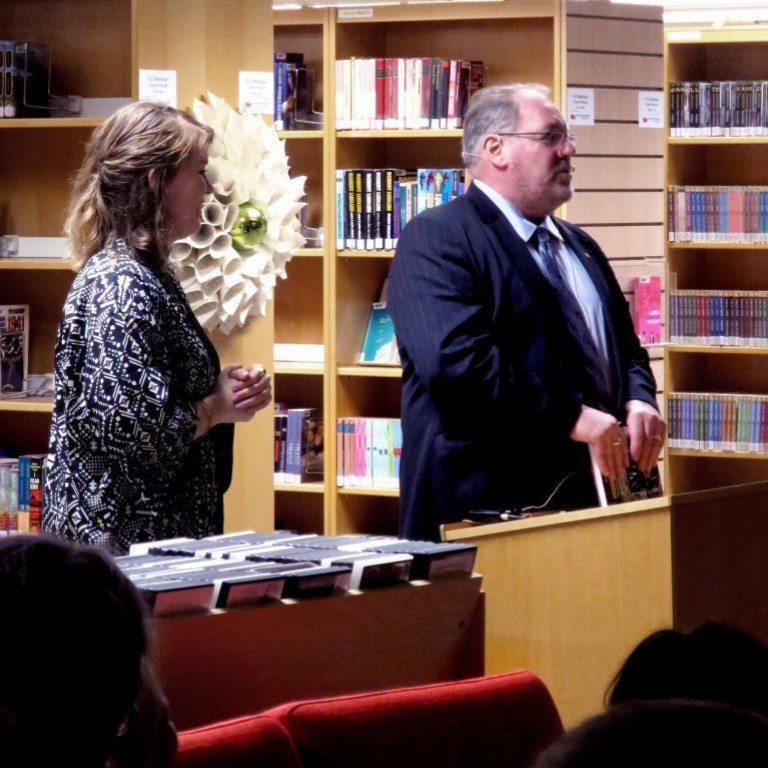 Ásmundur Friðriksson svaraði spurningum gesta