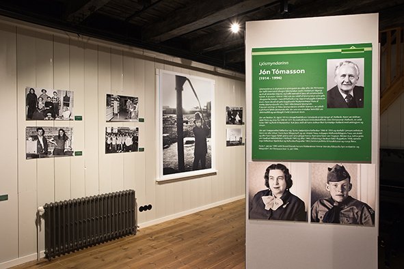 New exhibition at Duus Musem - Folks in town