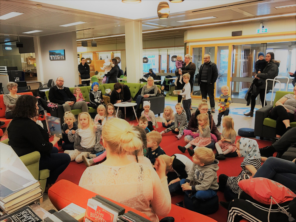 Fjölmenni í Notalegri sögustund