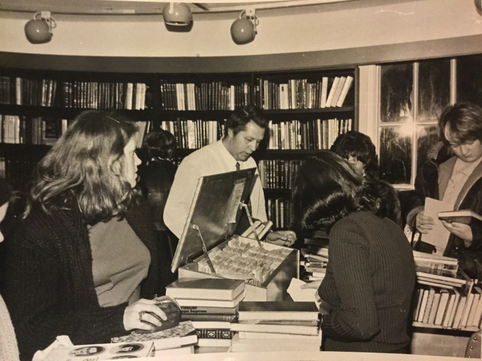 Við opnun safnsins á Mánagötu 7  árið 1974