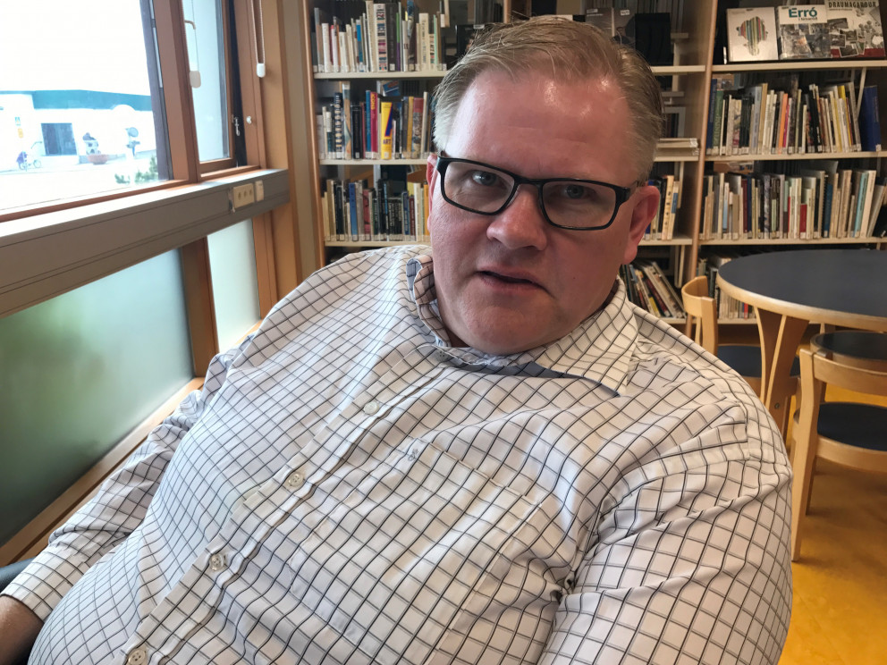 ,,Öllum hollt að lesa símaskránna“